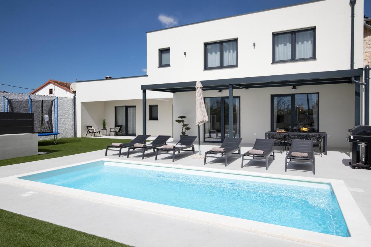 Villa Artis Пула Екстер'єр фото